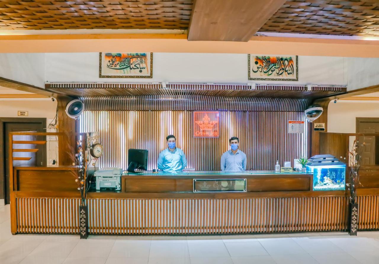 Hotel Crown Inn ムルターン エクステリア 写真